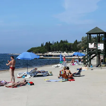בית נופש Family Friendly House With A Swimming Pool Cerion, Istria - Sredisnja Istra - 16332 *