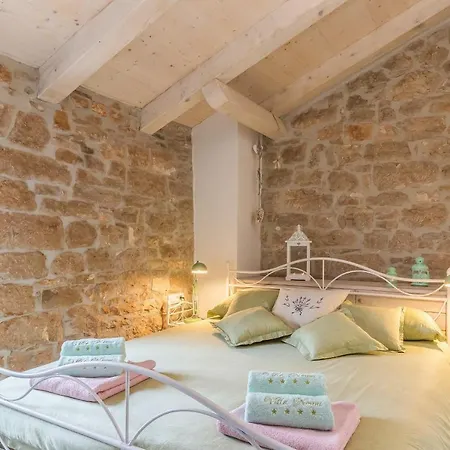 Family Friendly House With A Swimming Pool Cerion, Istria - Sredisnja Istra - 16332 Višnjan